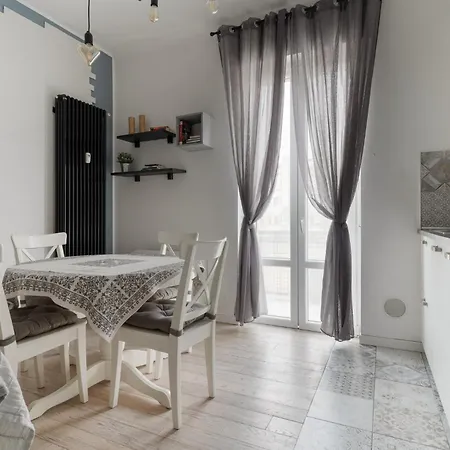 Apartamento Guesthost - Charming Nest Near Istria Mm5 Milão